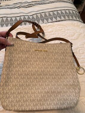 Michael Kors Beige/Tan Signature Crossbody Bag